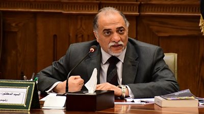 القصبي ينعى الدكتور مفيد شهاب: فقدنا قامة قانونية وطنية رفيعة