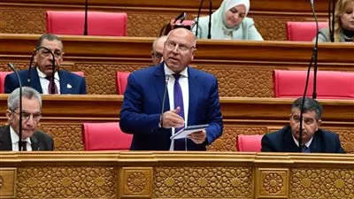 وزير النقل: هناك جدوى اقتصادية وعائد بربط القطار بين العاصمة وشرق القاهرة