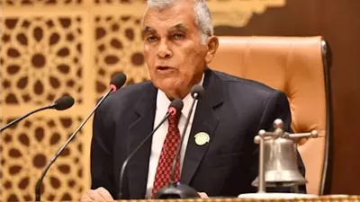 مهنئاً المرأة..رئيس مجلس الشيوخ:المرأة المصريةشريك أساسي في بناء الجمهورية