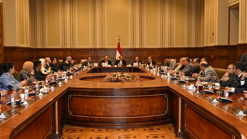 اجتماع لجنة الإسكان