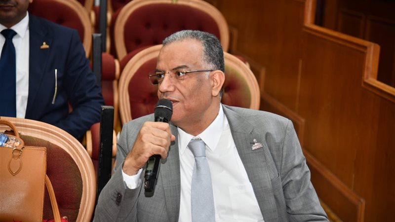 النائب محمود مسلم