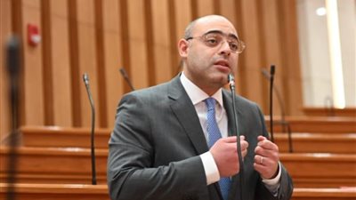 نائب يتقدم بطلب المناقشة العامة بشأن الية تعديل حدود الكربون الأوروبيةCBAM